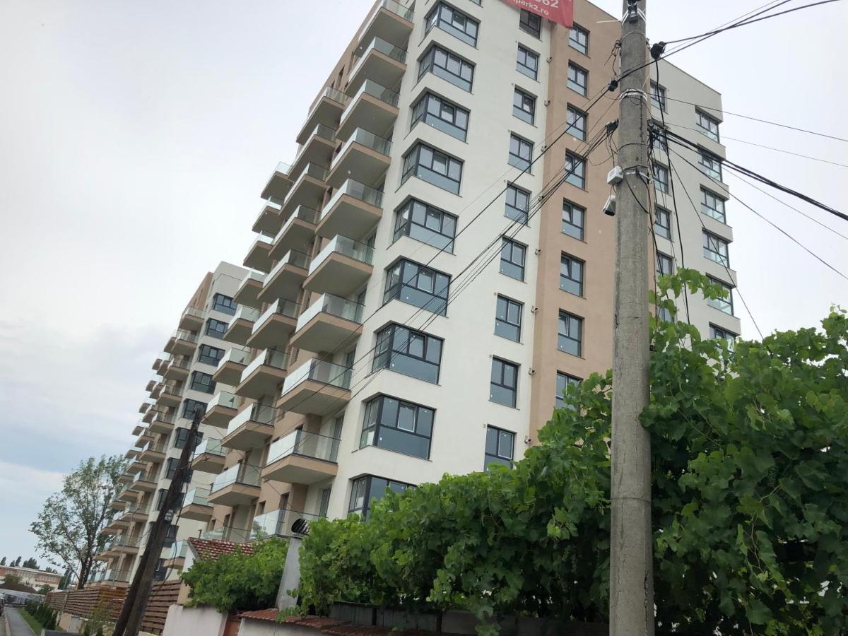Fancy Penthouse Studio With Lakeview W10 Bukares Bagian luar foto